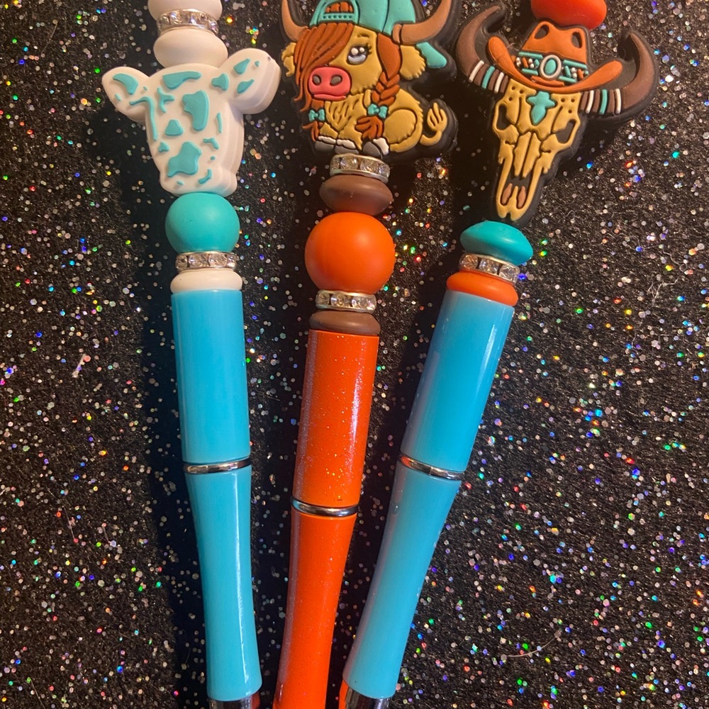 Colorful Animal-Themed Pen Set